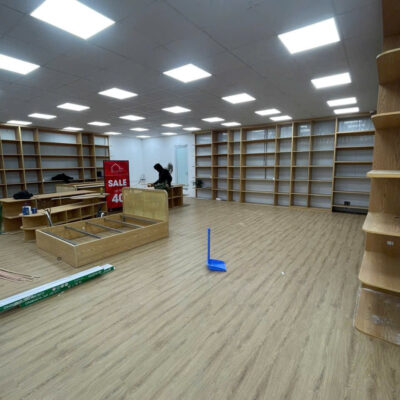 Sàn nhựa bóc dán giả vân gỗ
