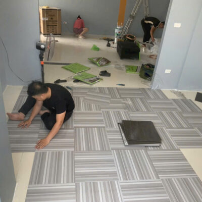 Sàn nhựa bóc dán giả vân gỗ