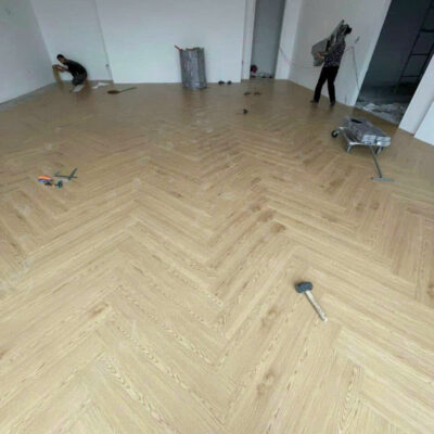 Sàn nhựa bóc dán giả vân gỗ
